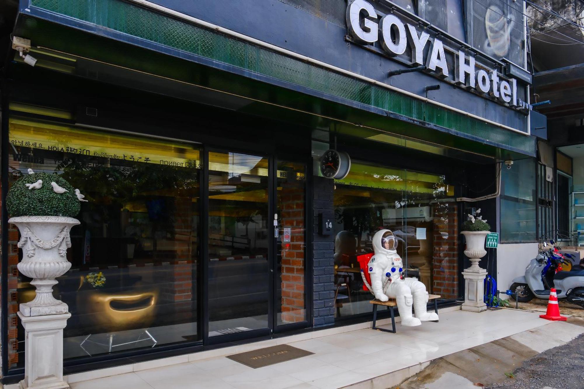 Goya Hotel Chiang Mai Exterior foto